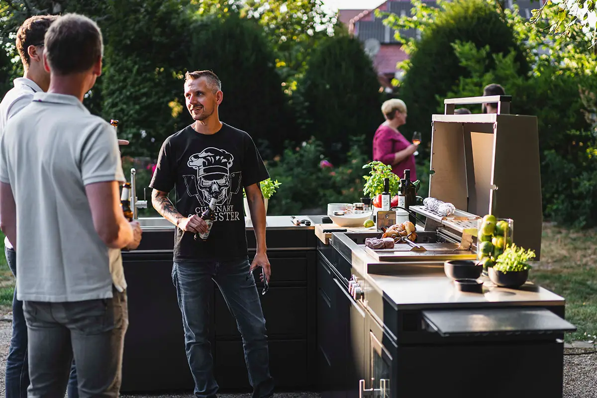 Flambierbar.de by Röckl Küchen - Blog - Die Magie einer Outdoorküche erleben