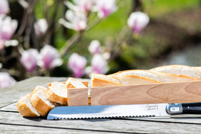 Brotmesser mit Baguette Servierbrett - Laguiole Premium