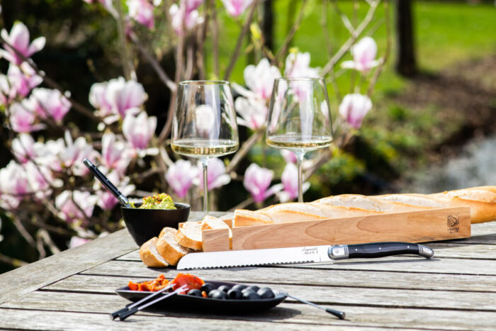 Brotmesser mit Baguette Servierbrett - Laguiole Premium