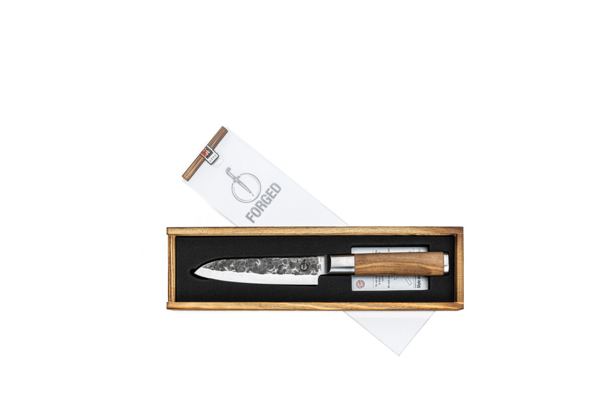 kleines Santokumesser von Forged 14cm