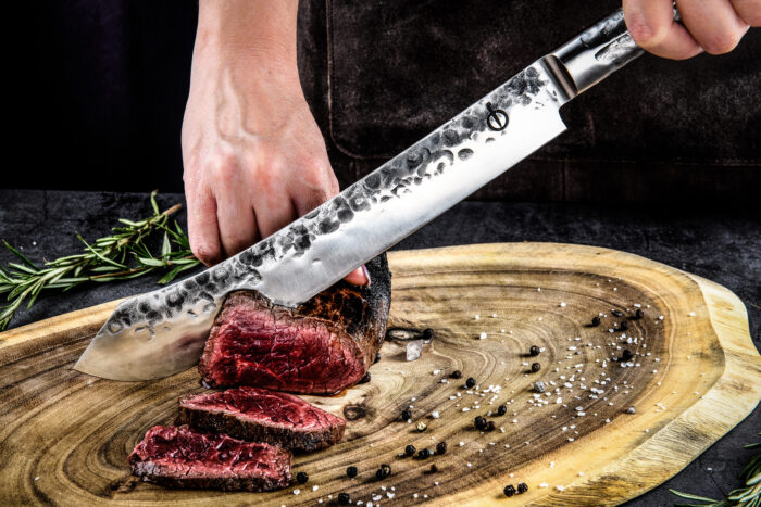 Metzgermesser - FORGED Intense von Style de Vie - handgeschmiedet Messer