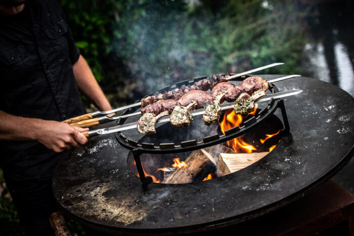 Churrasco Forged Spieß V-Form Olivenholzgriff